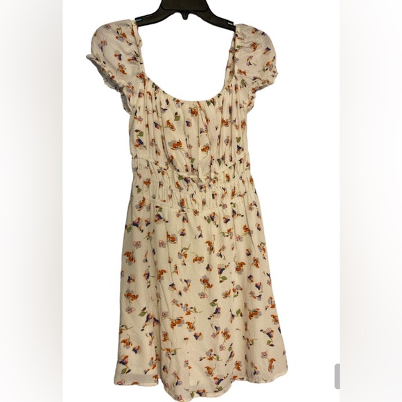 Copper Key Dresses & Skirts - Copper Key Dress, floral on white, flowy empire waist. Medium
